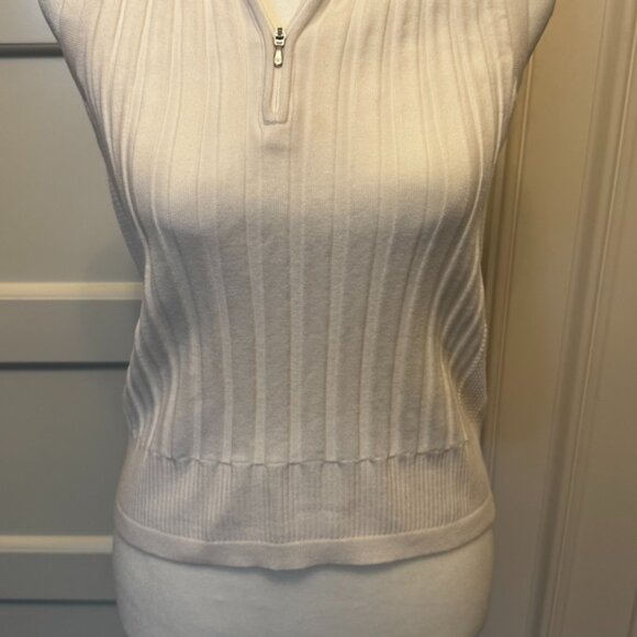 Ahtleta knit quarter zip, sleeveless top- Small - Picture 7 of 7